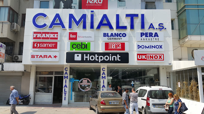 Camialtı